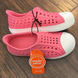 Wonder Nation Girl Toddler EVA Pink Slip-On Perforated Water Sneakers Size 11-12